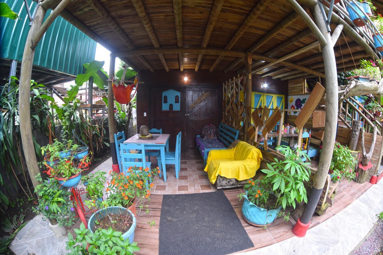 Wood House Hostel La Fortuna Exteriér fotografie